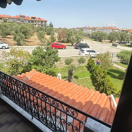 아파트 Greek Mansion 네아 모우다니아