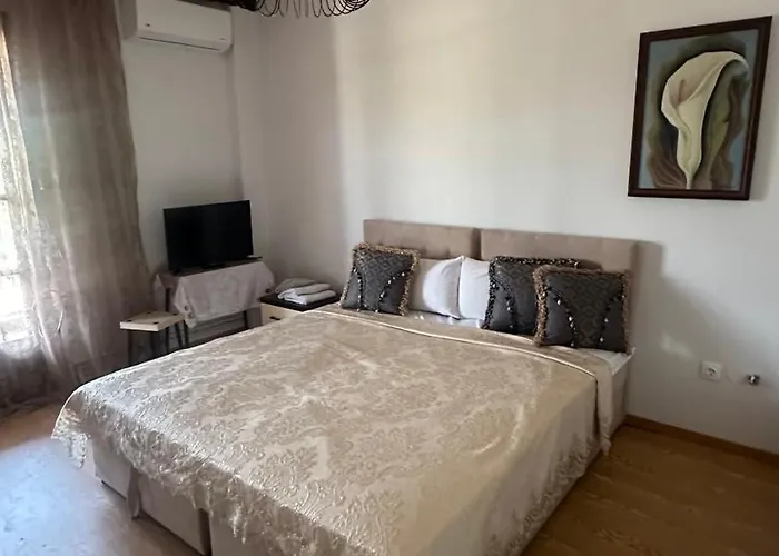 Greek Mansion * Nea Moudania